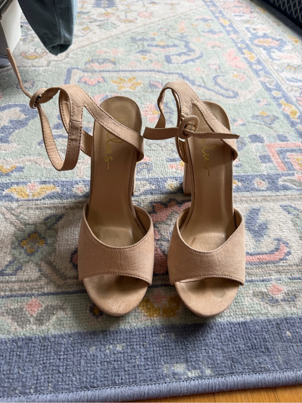 Lulu’s Women’s Nude Ankle-Strap Open-Toe Heels Size 8